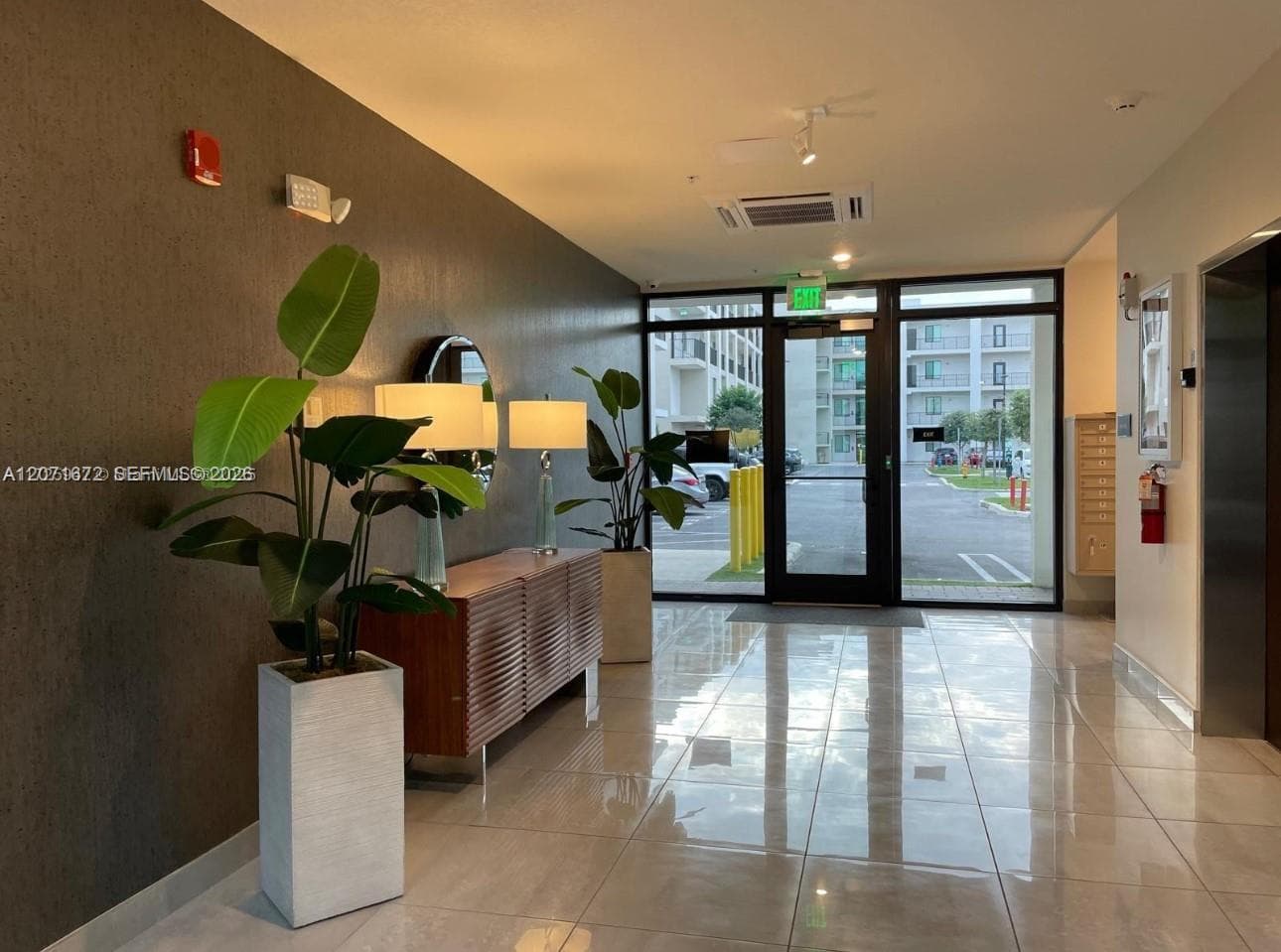 8201 NW 41st St # D-302, Doral, FL 33166 — zdjęcie 4