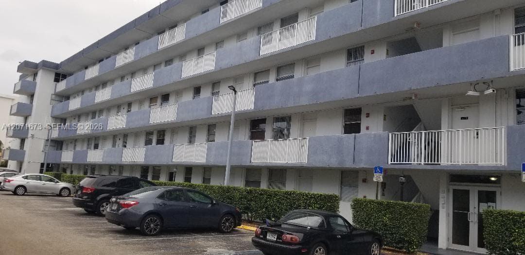 1801 S treasure dr # 302, Miami Beach, FL 33141 — zdjęcie 3