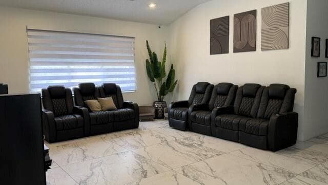 132 NOTTINGHAM Road, Royal Palm Beach, FL 33411 — zdjęcie 2