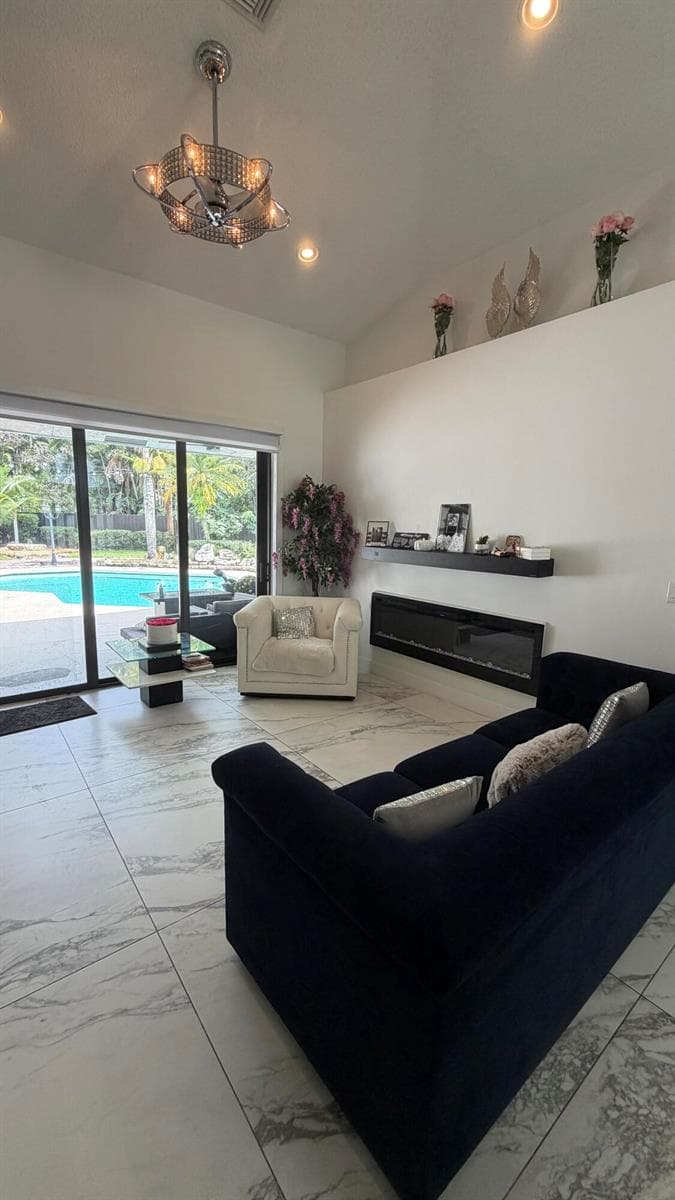 132 NOTTINGHAM Road, Royal Palm Beach, FL 33411 — zdjęcie 4