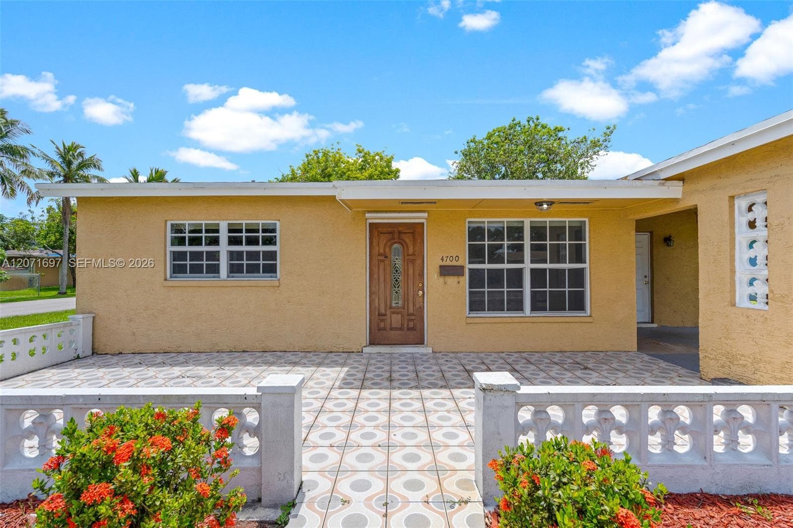 4700 NW 41st Pl, Lauderdale Lakes, FL 33319 — zdjęcie 5