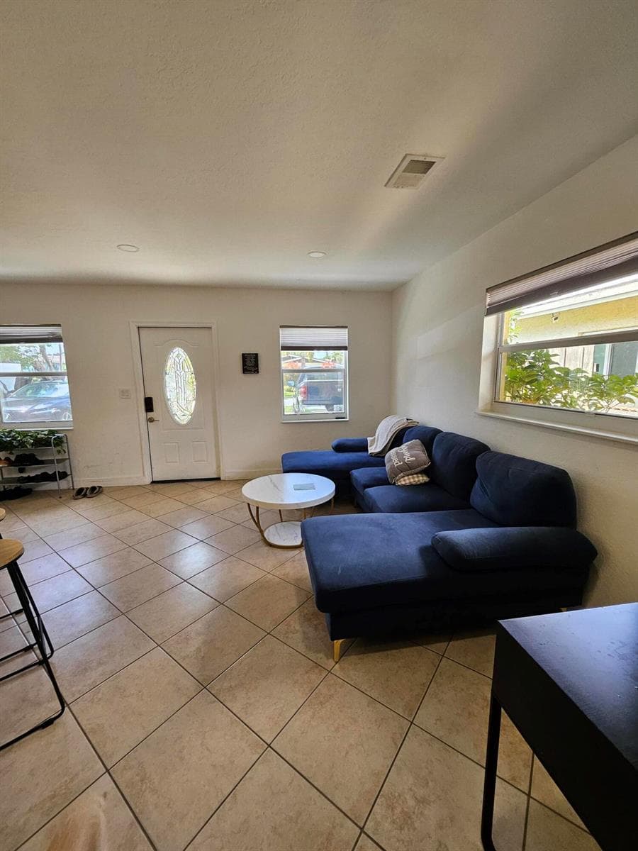 2711 NW 16 Street, Fort Lauderdale, FL 33311 — zdjęcie 4