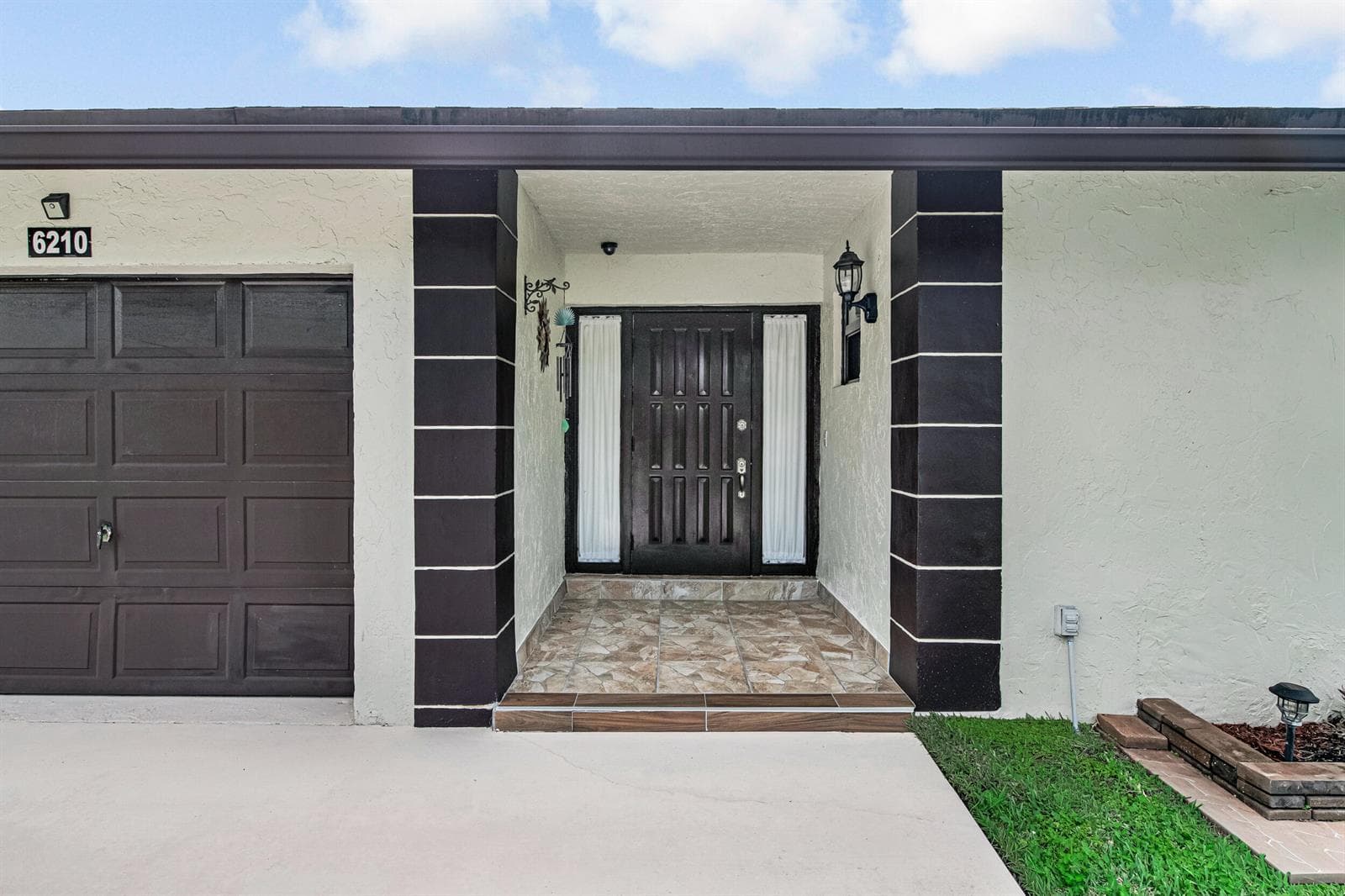 6210 Olivewood Circle, FL 33463 — zdjęcie 4