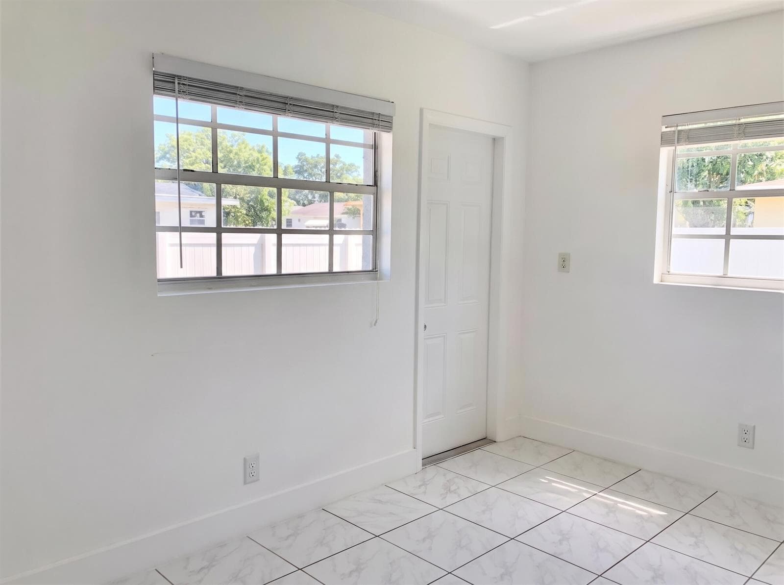 141 NW 4th Avenue # 3, Dania Beach, FL 33004 — zdjęcie 3
