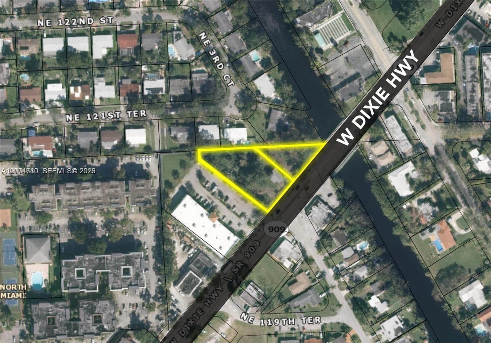 12040 W Dixie Hwy, North Miami, FL 33161