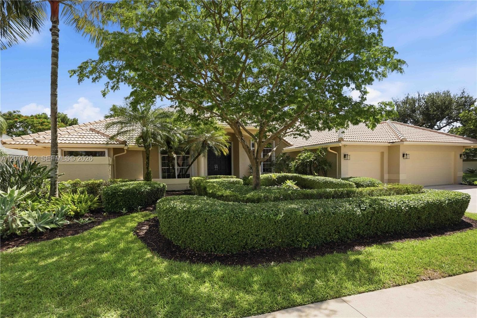 360 NE Coconut Cir, Weston, FL 33326 — zdjęcie 2
