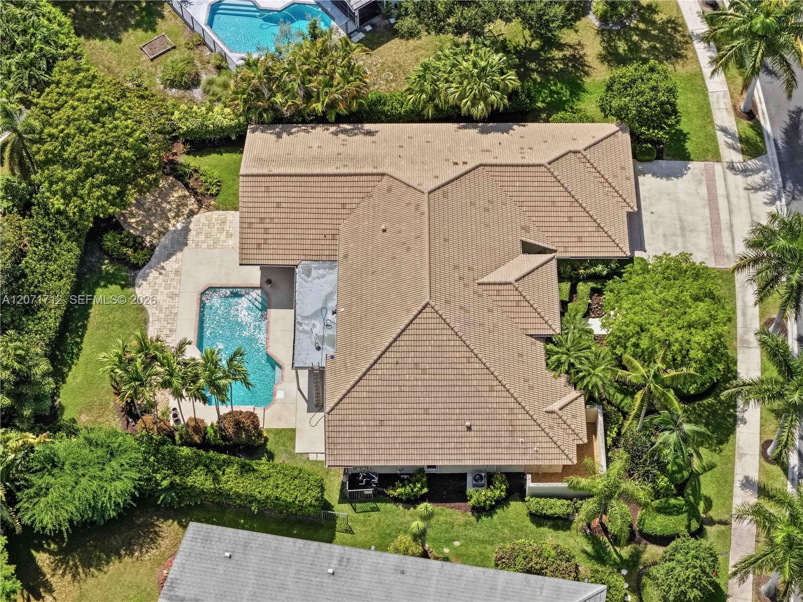 360 NE Coconut Cir, Weston, FL 33326 — zdjęcie 5