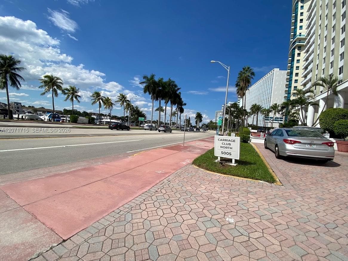 5005 Collins Ave # 722, Miami Beach, FL 33140 — zdjęcie 3
