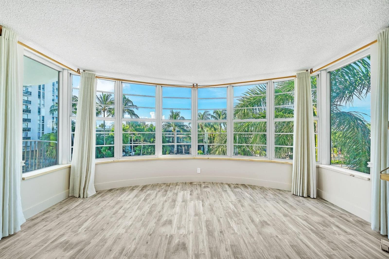 3051 NE 48TH Street # 301, Fort Lauderdale, FL 33308 — zdjęcie 5