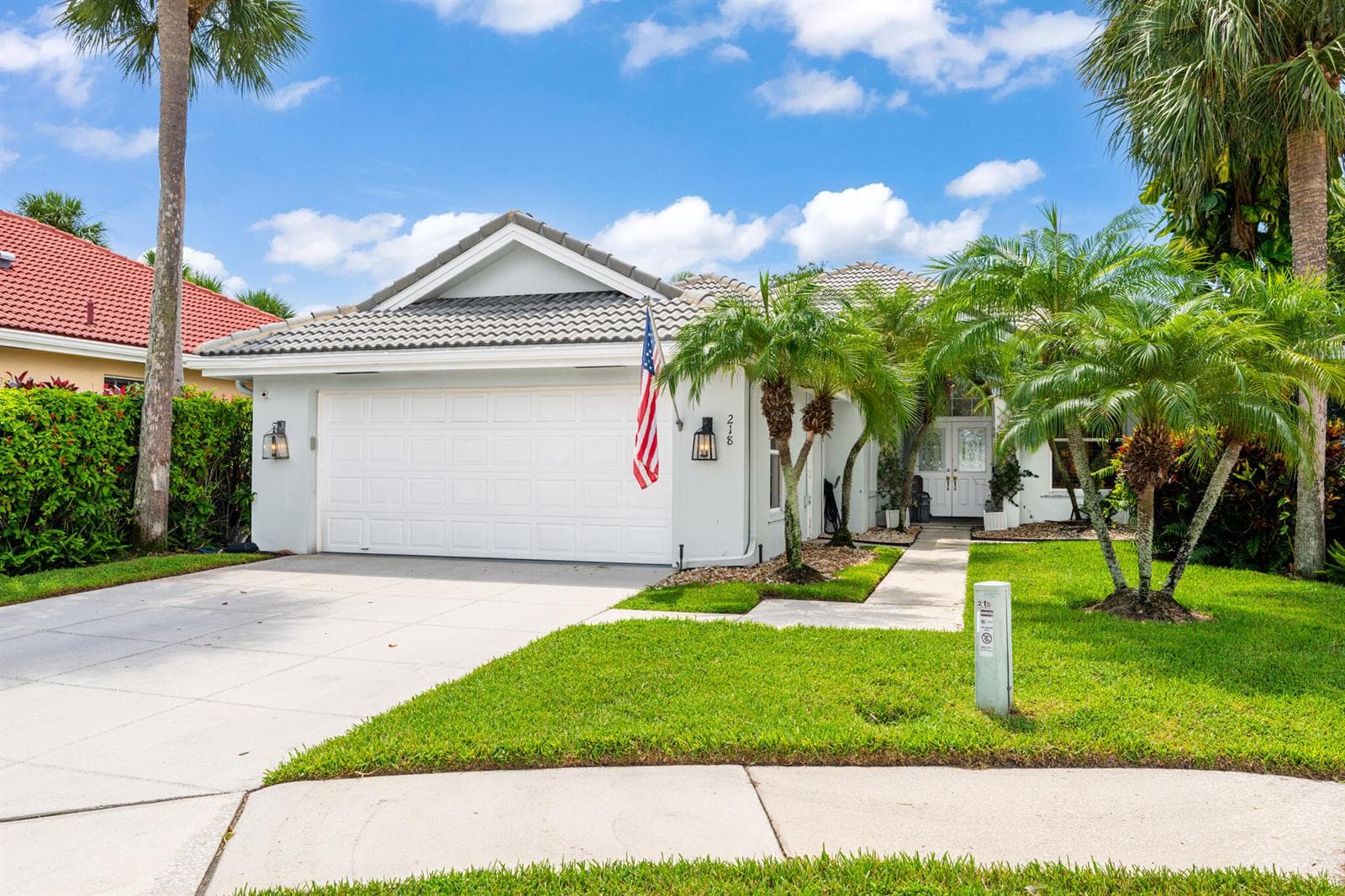 218 HAMPTON Court, Jupiter, FL 33458 — zdjęcie 2