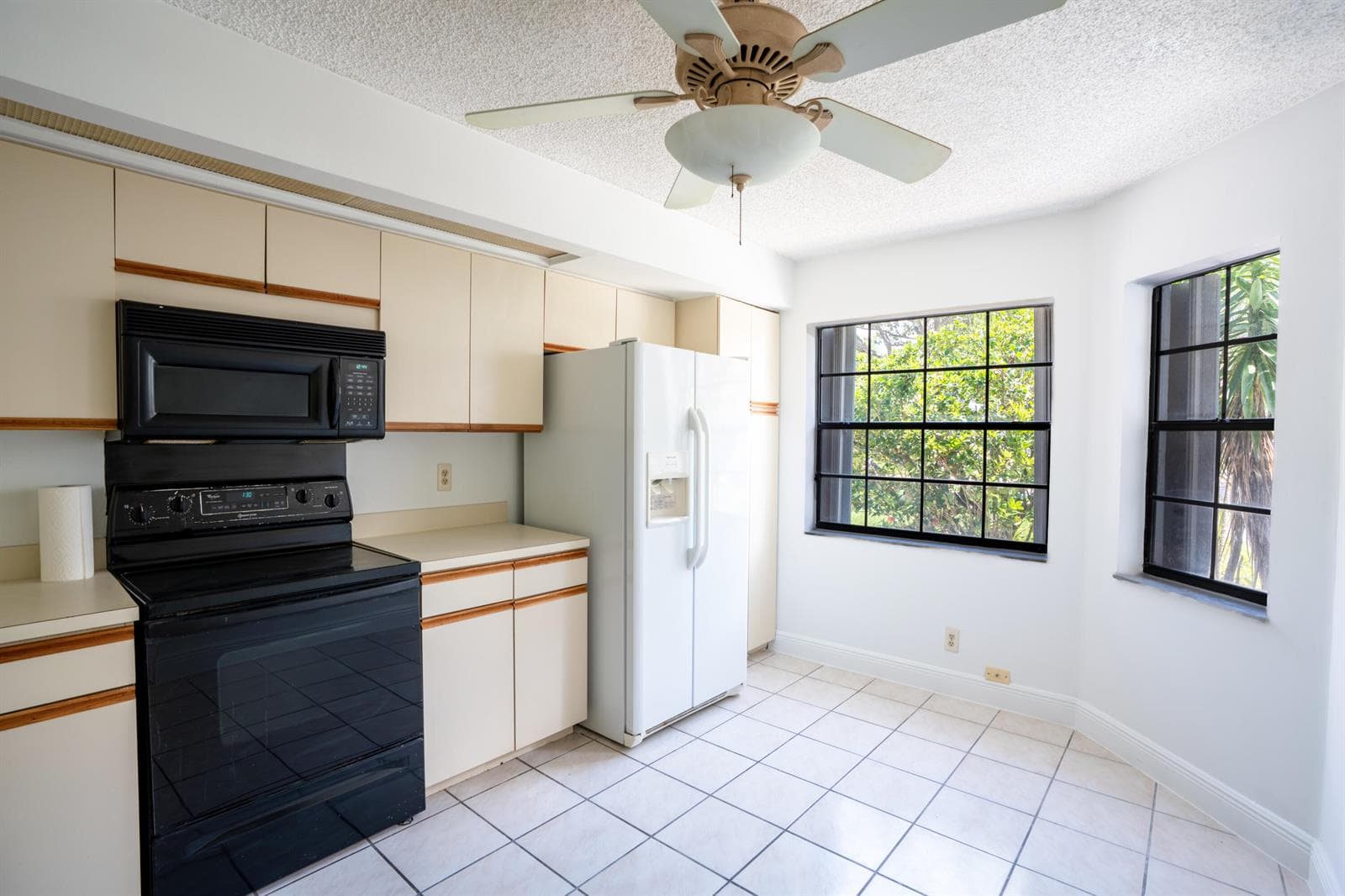 8429 NW 78TH Court, Tamarac, FL 33321 — zdjęcie 3