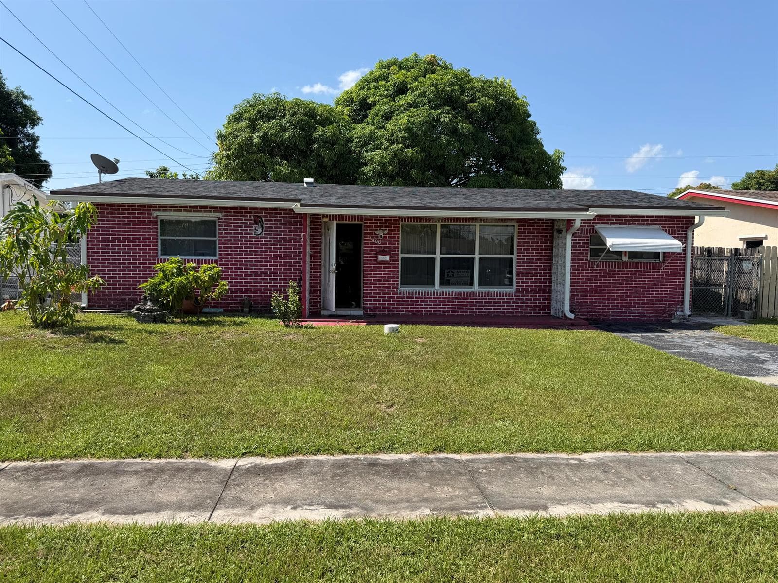 6600 NW 24TH Court, Sunrise, FL 33313