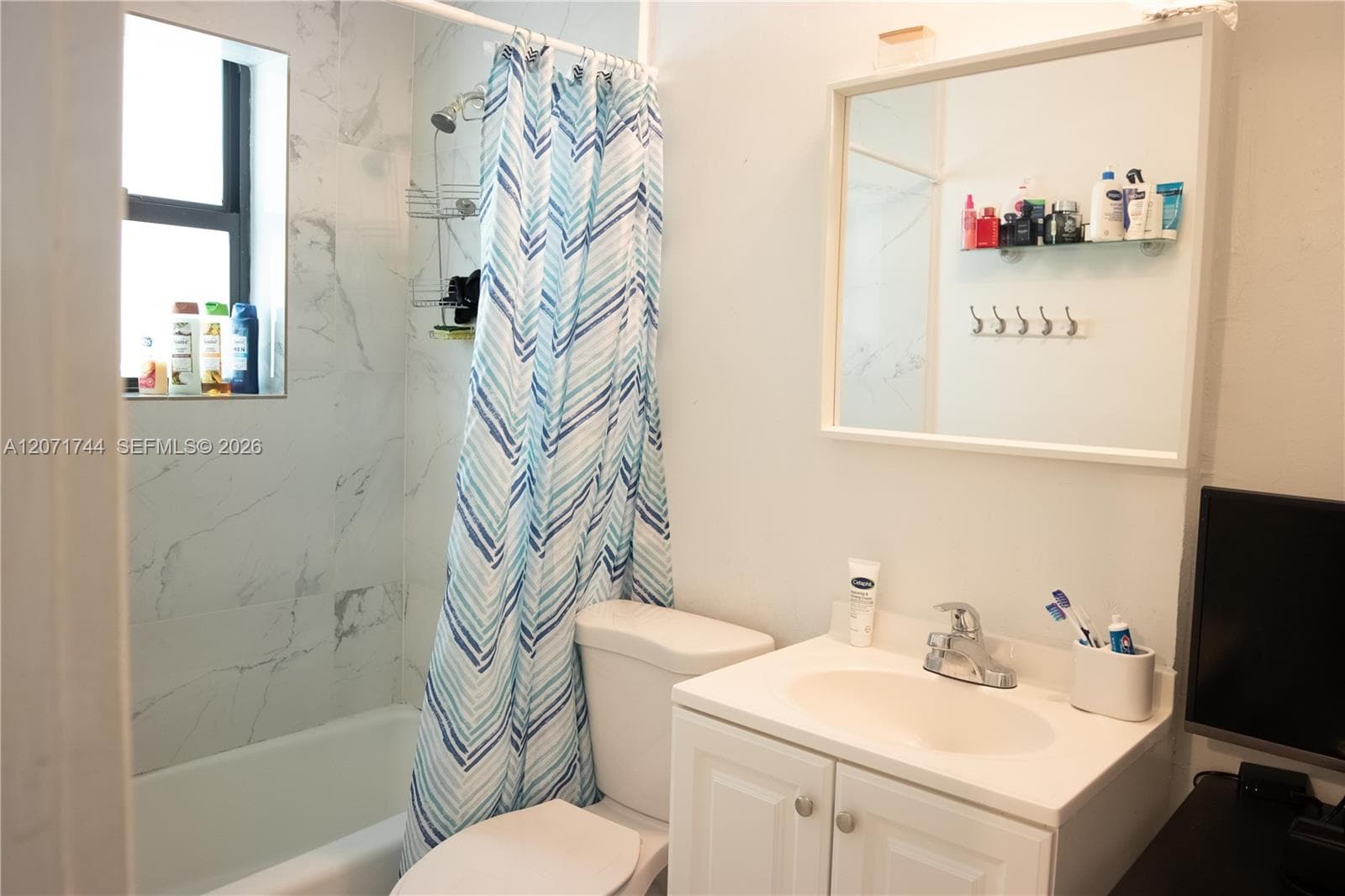 901 NW 33rd Dr, Lauderhill, FL 33311 — zdjęcie 4