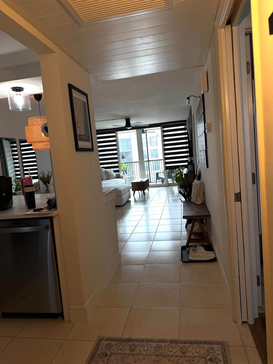 20 Royal Palm Way # 505, Boca Raton, FL 33432