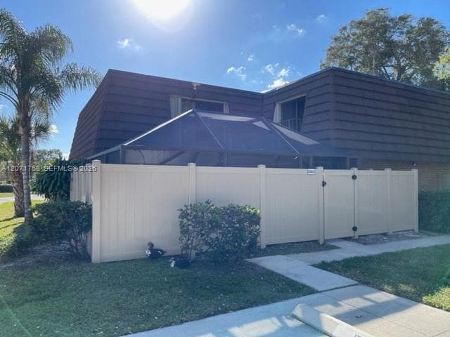 6902 69th Way # -, West Palm Beach, FL 33407