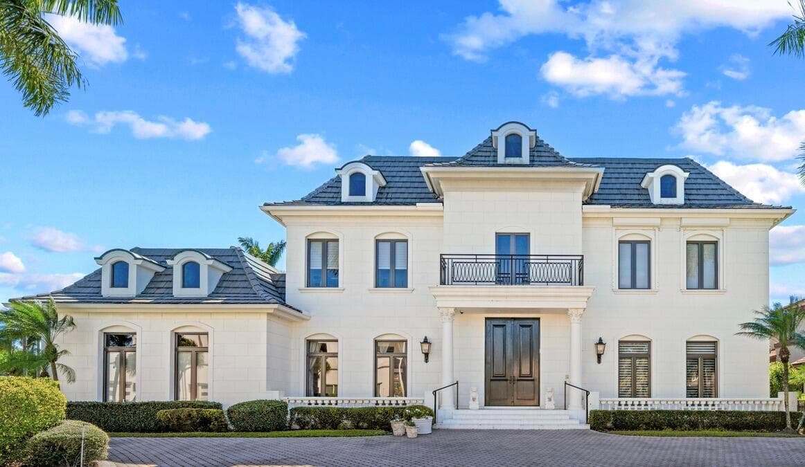 7172 VALENCIA Drive, Boca Raton, FL 33433