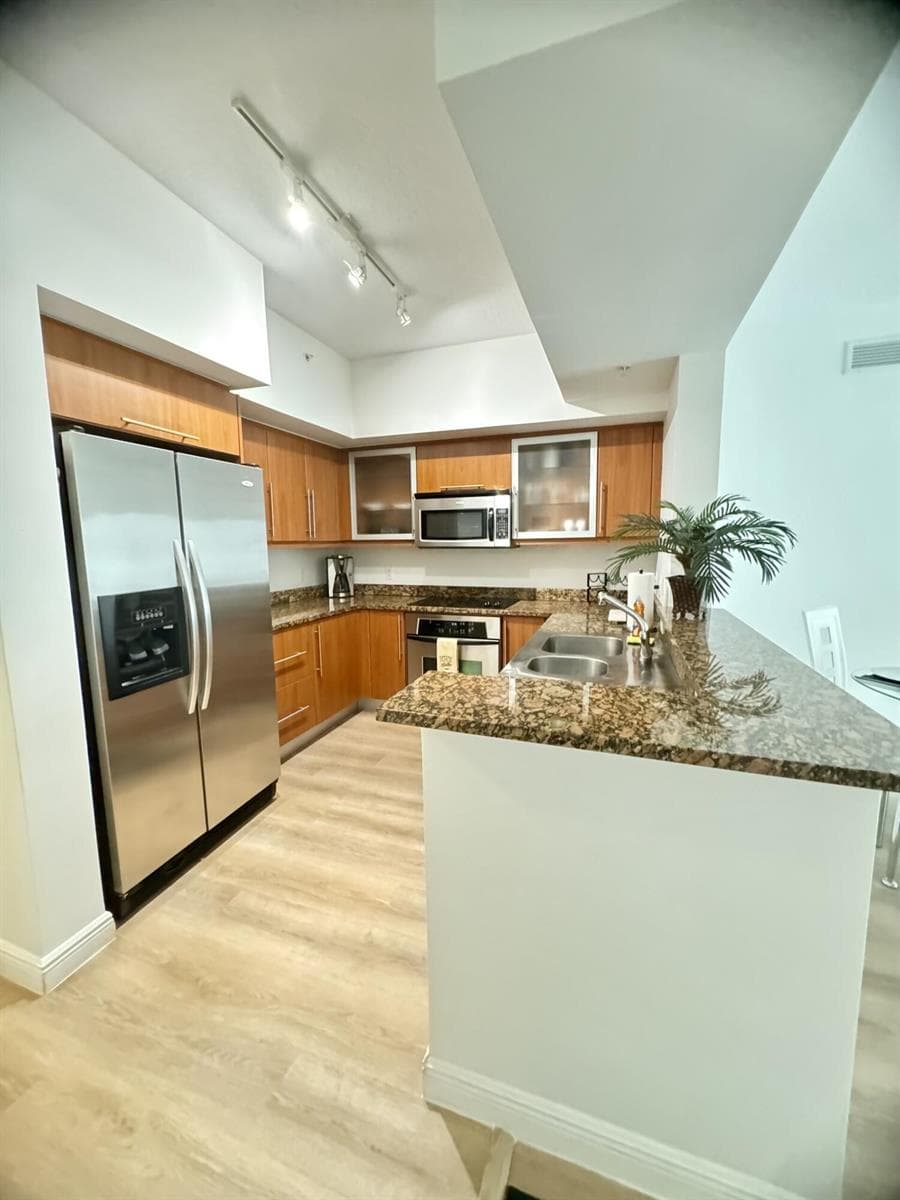 888 S Douglas Road # 1015, Coral Gables, FL 33134 — zdjęcie 3