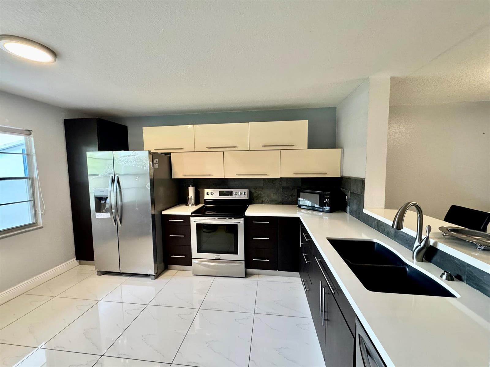 12600 SW 5TH Court # 109L, Pembroke Pines, FL 33027 — zdjęcie 3