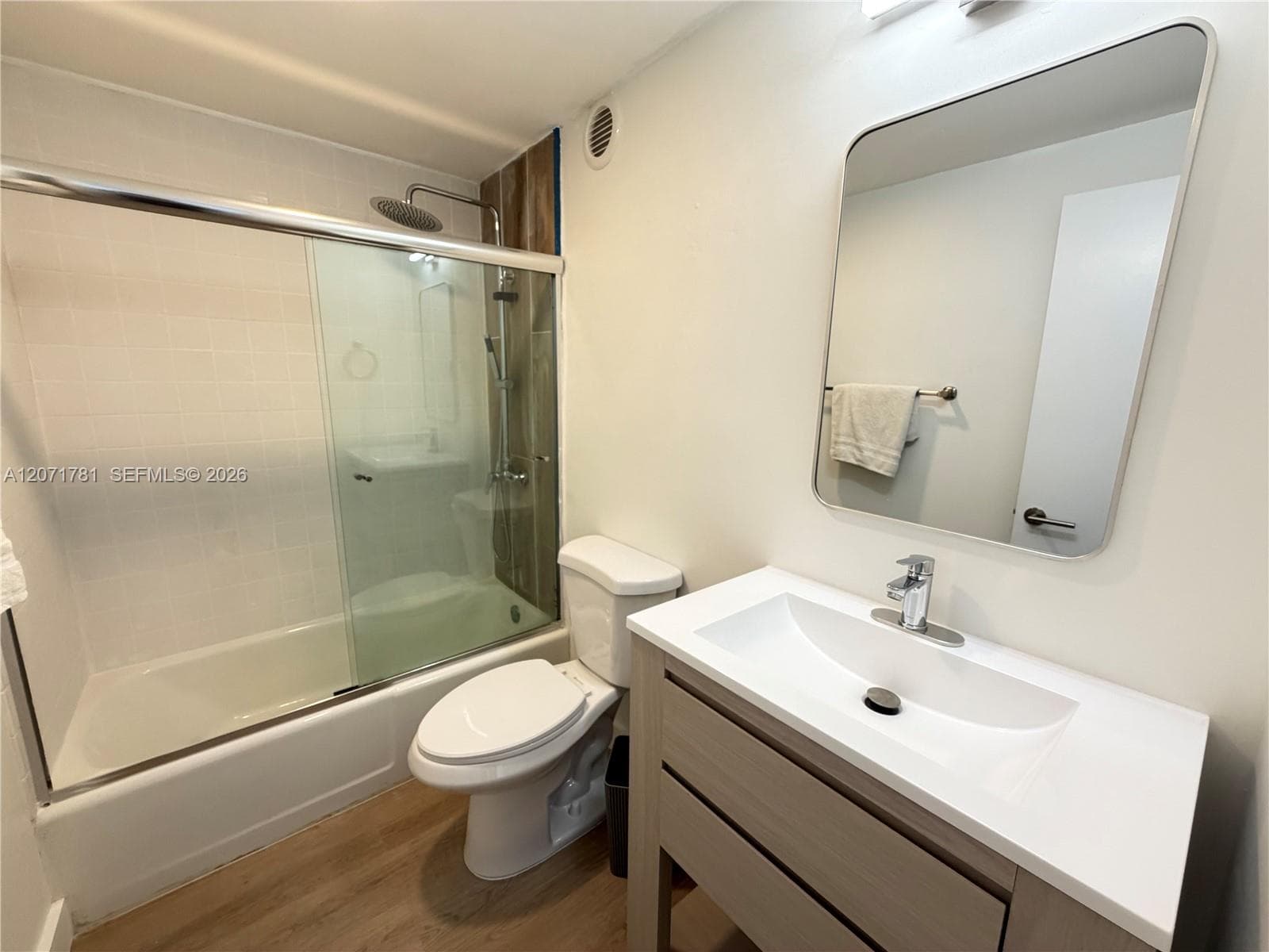 400 Kings Point Dr # 604, Sunny Isles Beach, FL 33160 — zdjęcie 4
