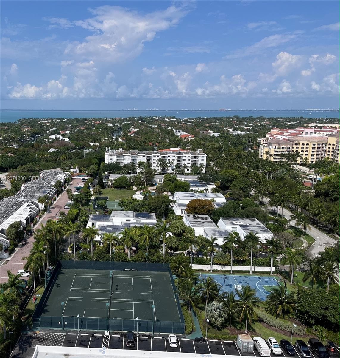 881 Ocean Dr # 18B, Key Biscayne, FL 33149 — zdjęcie 2
