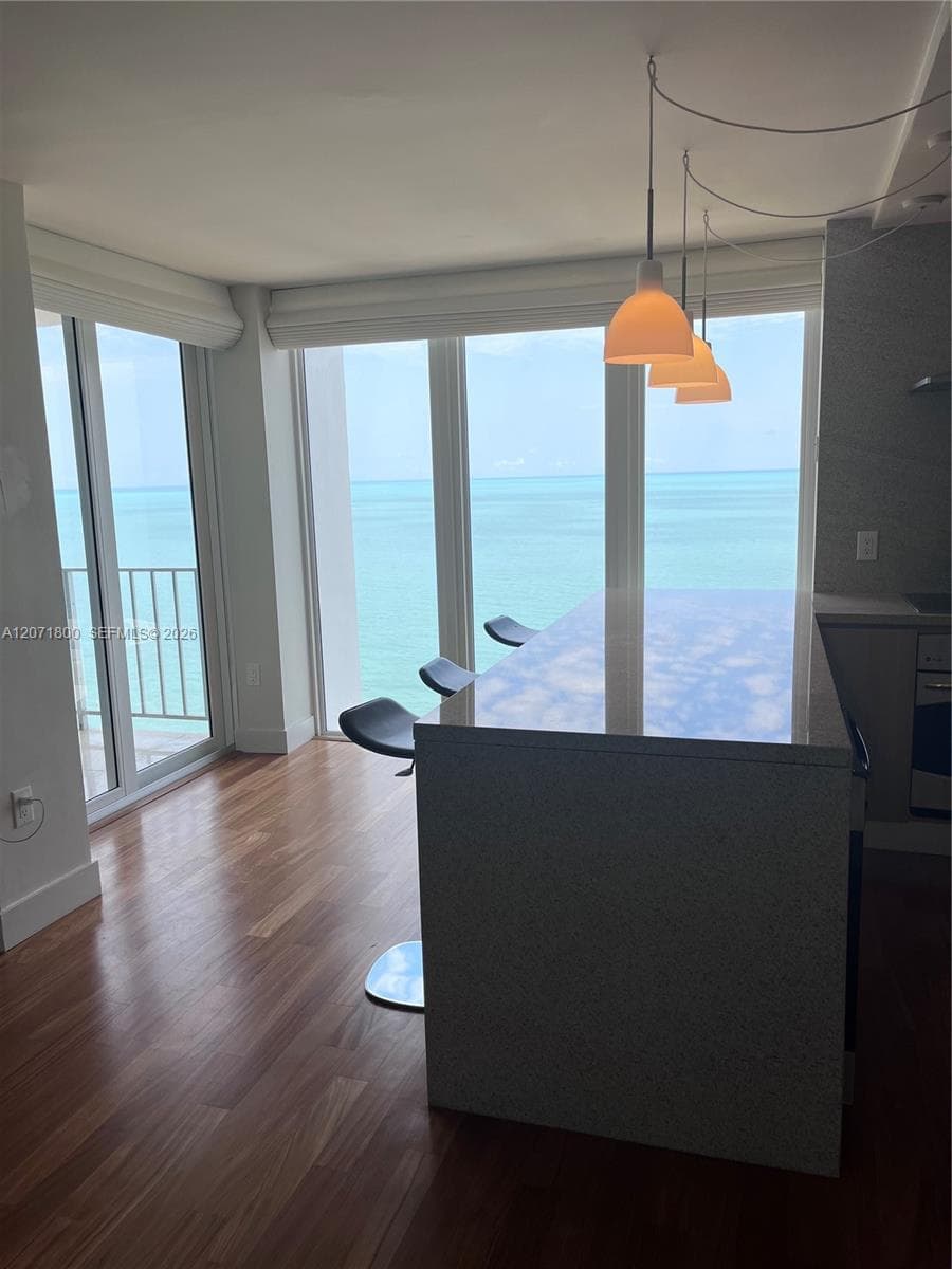 881 Ocean Dr # 18B, Key Biscayne, FL 33149 — zdjęcie 5