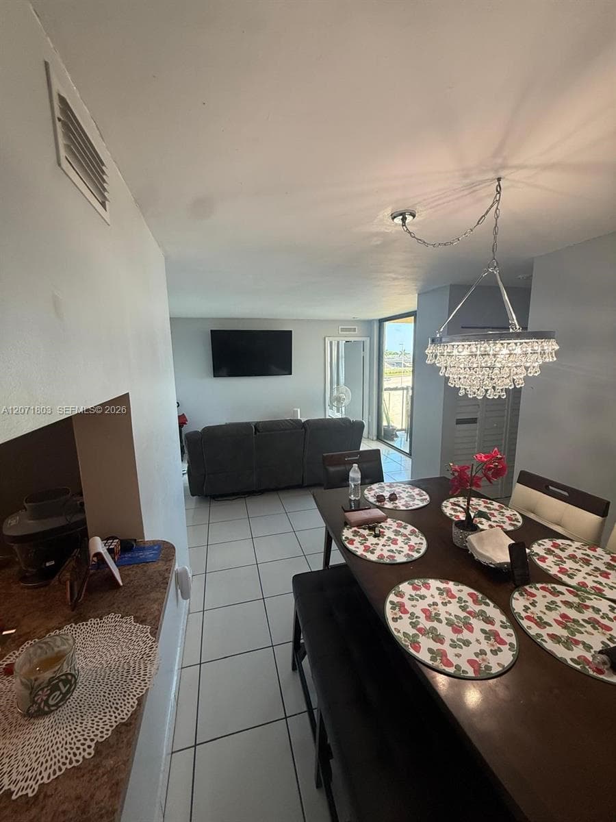 11790 SW 18th St # 520-3, Miami, FL 33175 — zdjęcie 4