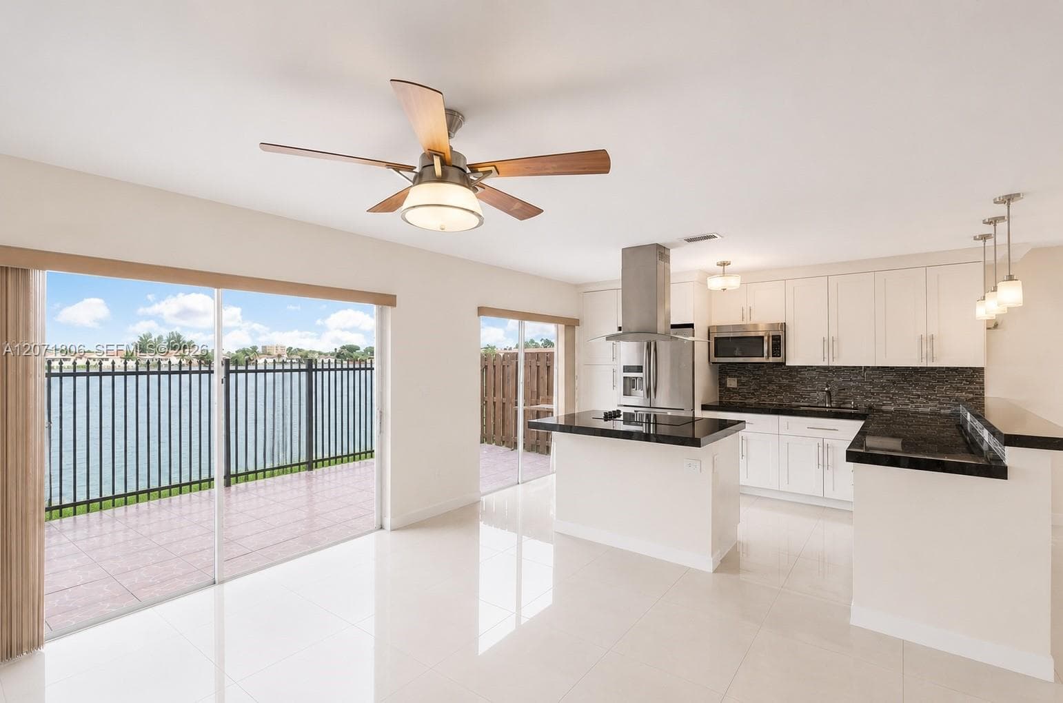 2561 W 60th Pl # 102-1, Hialeah, FL 33016 — zdjęcie 2