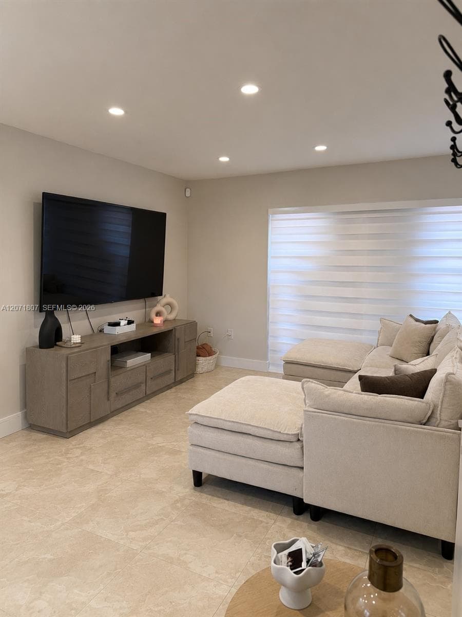 7483 SW 109th Ave, Miami, FL 33173 — zdjęcie 5