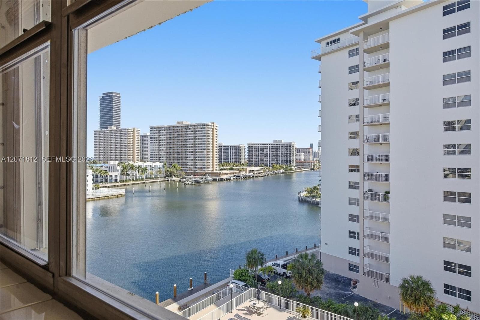 111 Golden Isles Dr # G12, Hallandale Beach, FL 33009 — zdjęcie 2
