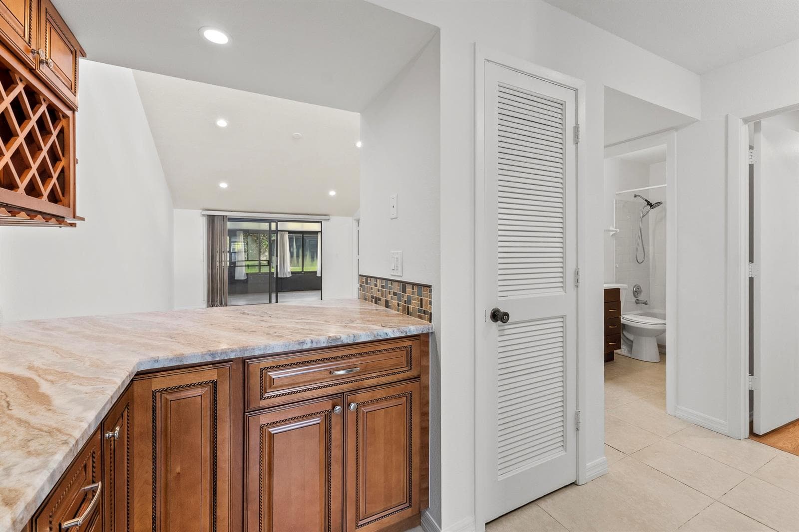 1431 SE BERWICK Court, Port St. Lucie, FL 34952 — zdjęcie 4