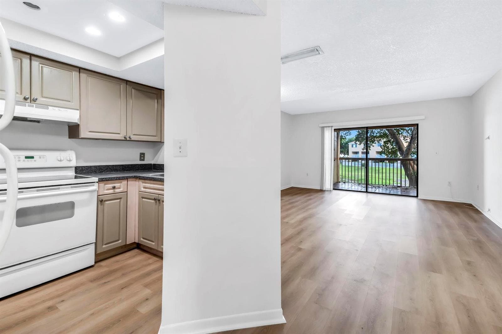 5200 NW 31ST Avenue # 96, Fort Lauderdale, FL 33309 — zdjęcie 4