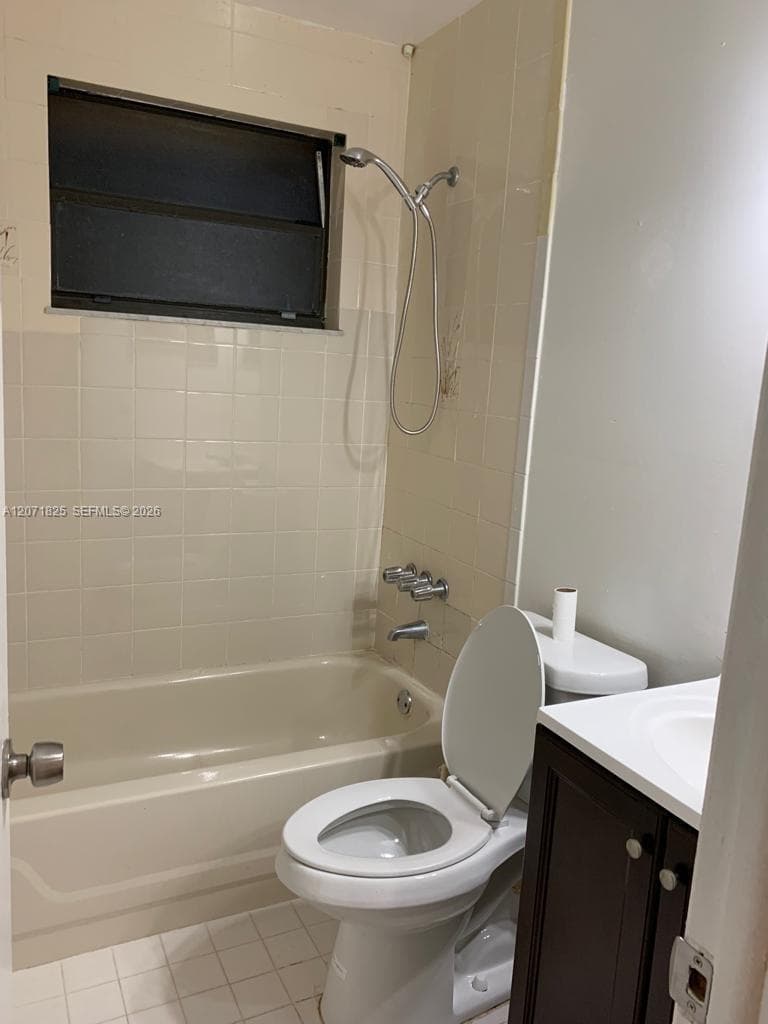1008 SW 8th St # 1008, Hallandale Beach, FL 33009 — zdjęcie 5
