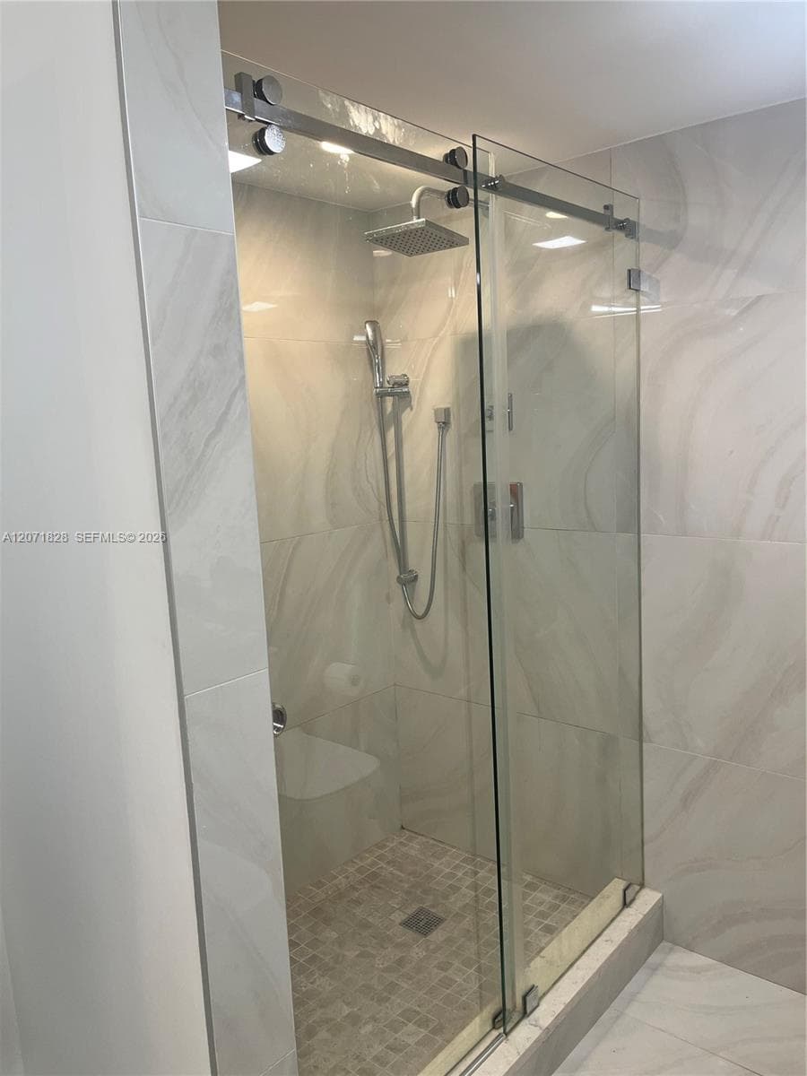 20191 E Country Club Dr # 503, Aventura, FL 33180 — zdjęcie 5