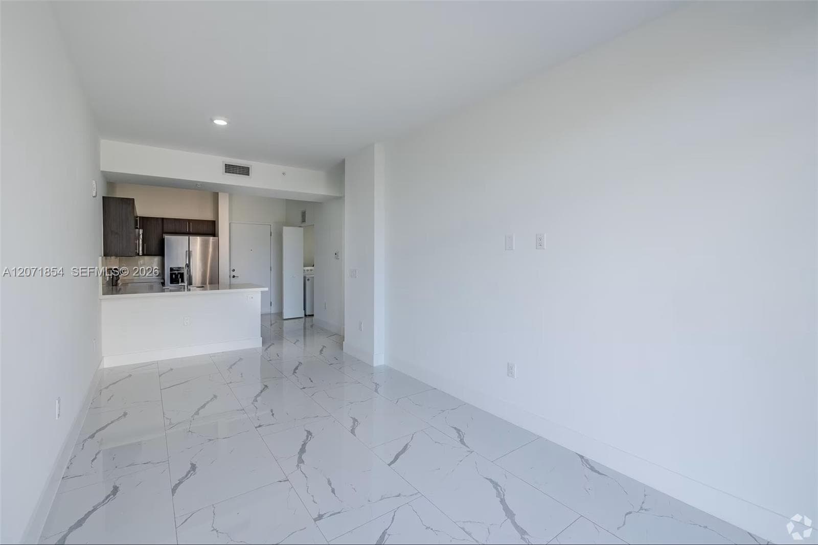 1 Curtiss Pkwy # 313, Miami Springs, FL 33166 — zdjęcie 4