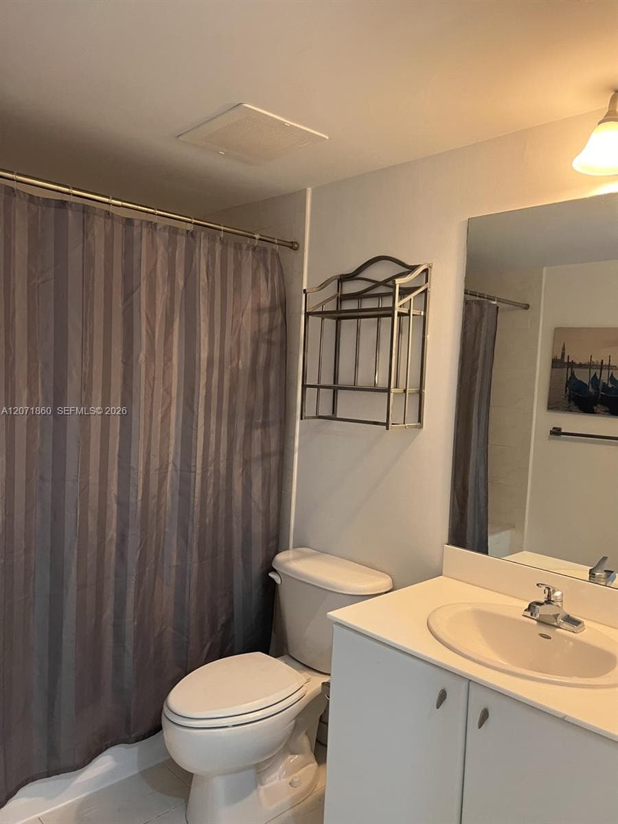 2740 SW 28th Ter # 206, Miami, FL 33133 — zdjęcie 5
