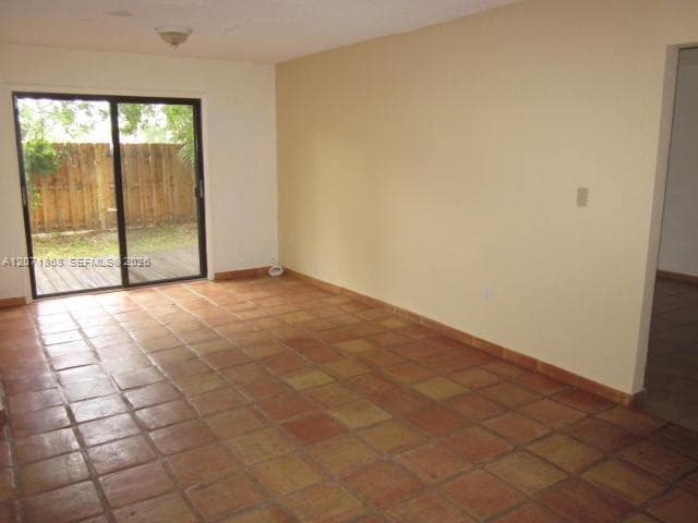 13224 SW 10 TE, Miami, FL 33184 — zdjęcie 3