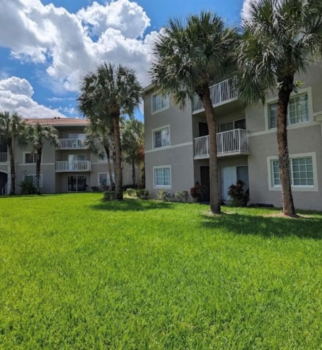 5055 Wiles Road # Unit 105, Coconut Creek, FL 33073