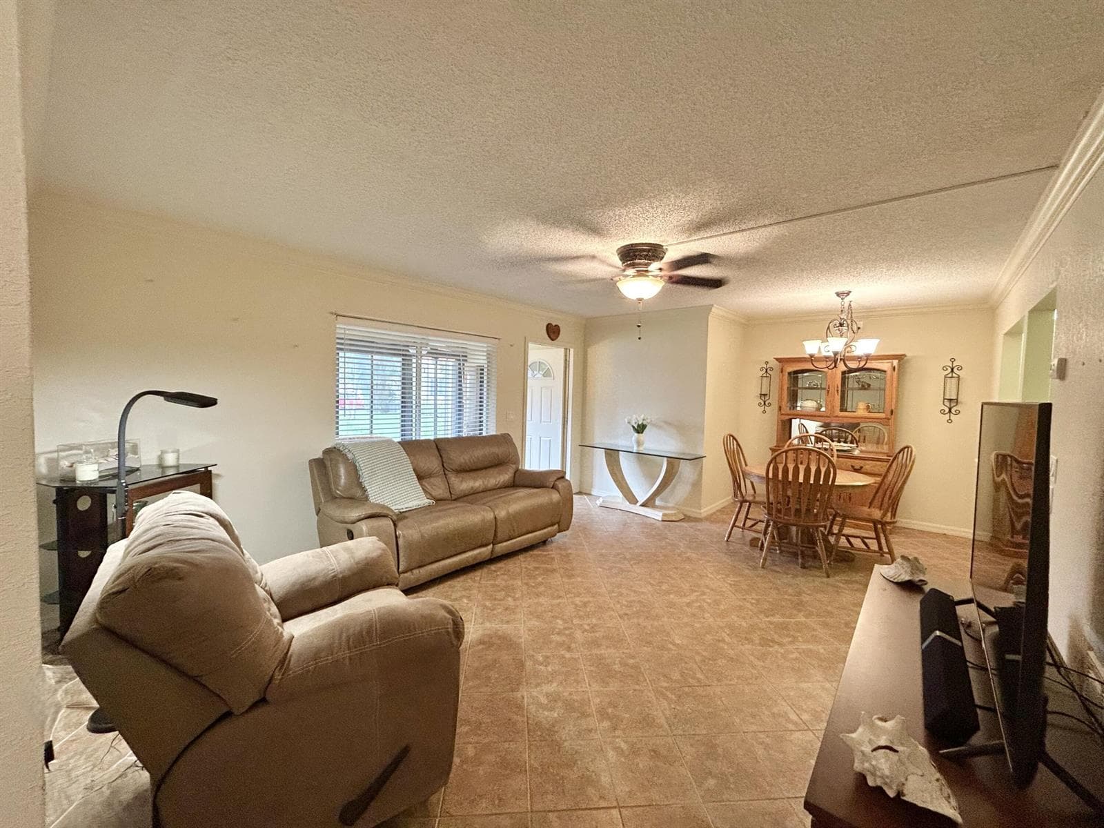 131 LAKE PINE Circle # D-1, FL 33463 — zdjęcie 2
