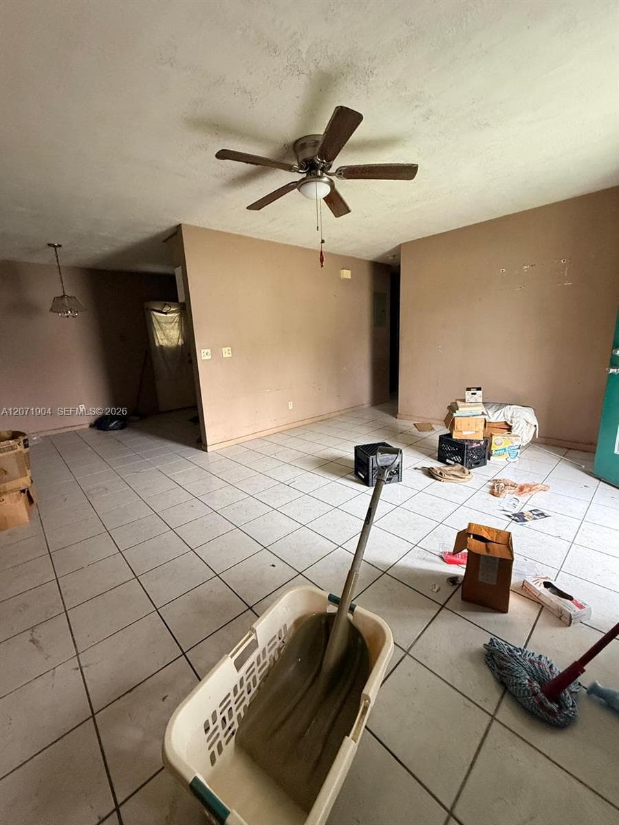 2911 NW 161st St, Miami Gardens, FL 33054 — zdjęcie 5