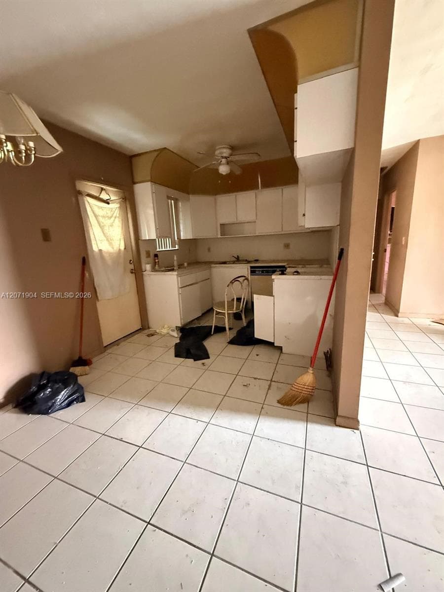 2911 NW 161st St, Miami Gardens, FL 33054 — zdjęcie 4