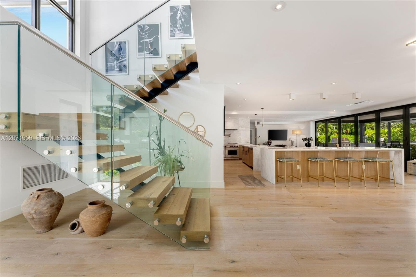 795 Lakeview Dr, Miami Beach, FL 33140 — zdjęcie 5