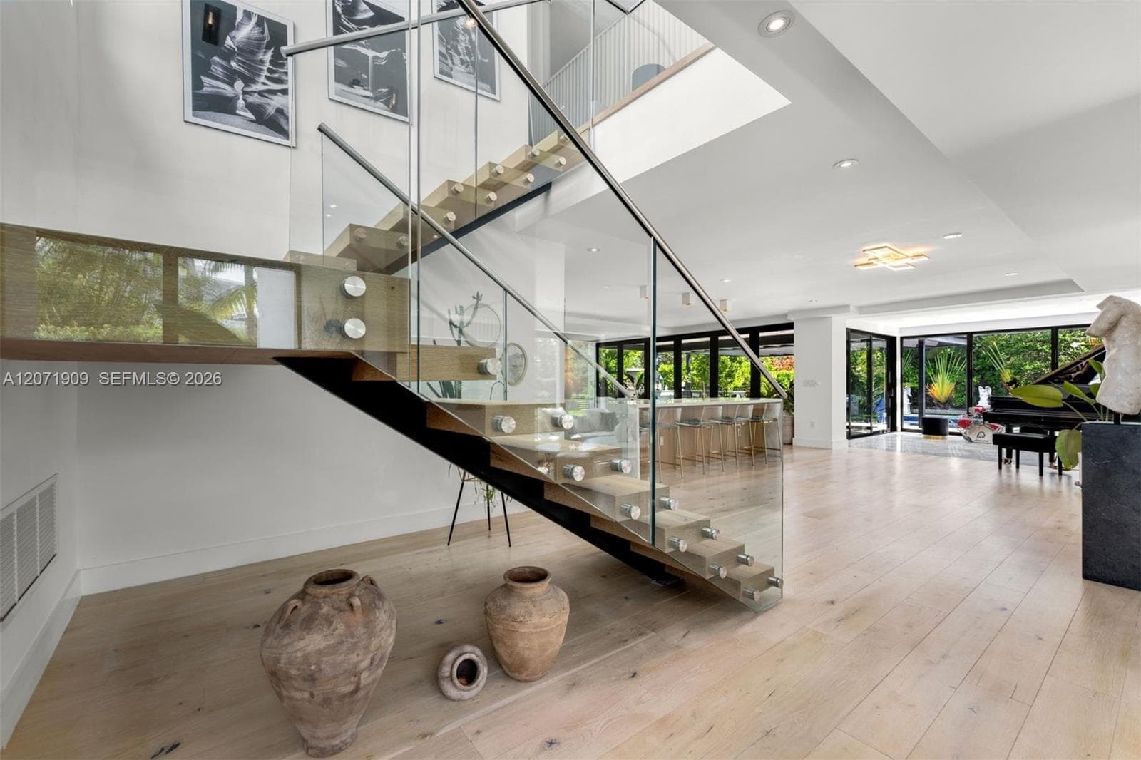 795 Lakeview Dr, Miami Beach, FL 33140 — zdjęcie 4