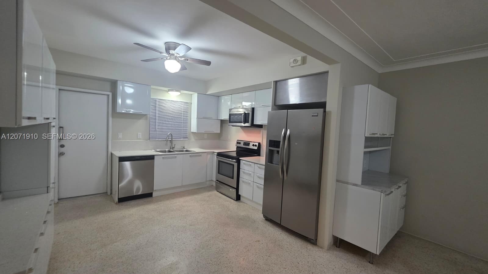 260 SW 31st Ct # 260, Miami, FL 33135 — zdjęcie 4