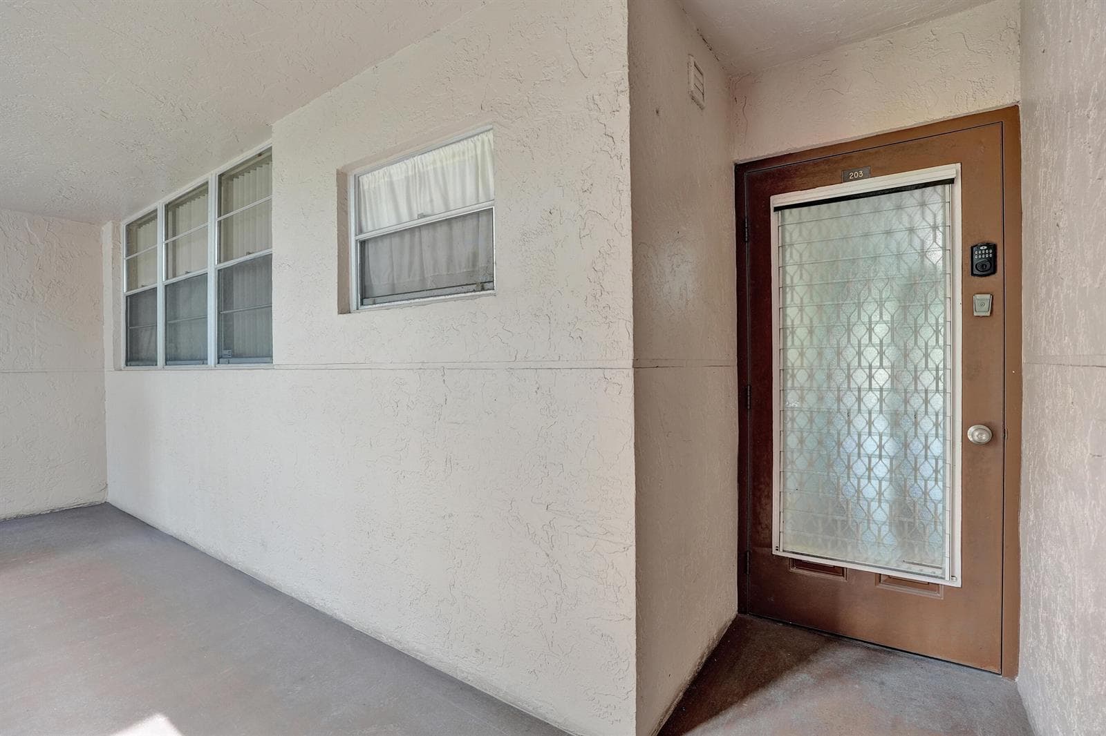 1920 SABAL PALM Drive # 203, Davie, FL 33324 — zdjęcie 2