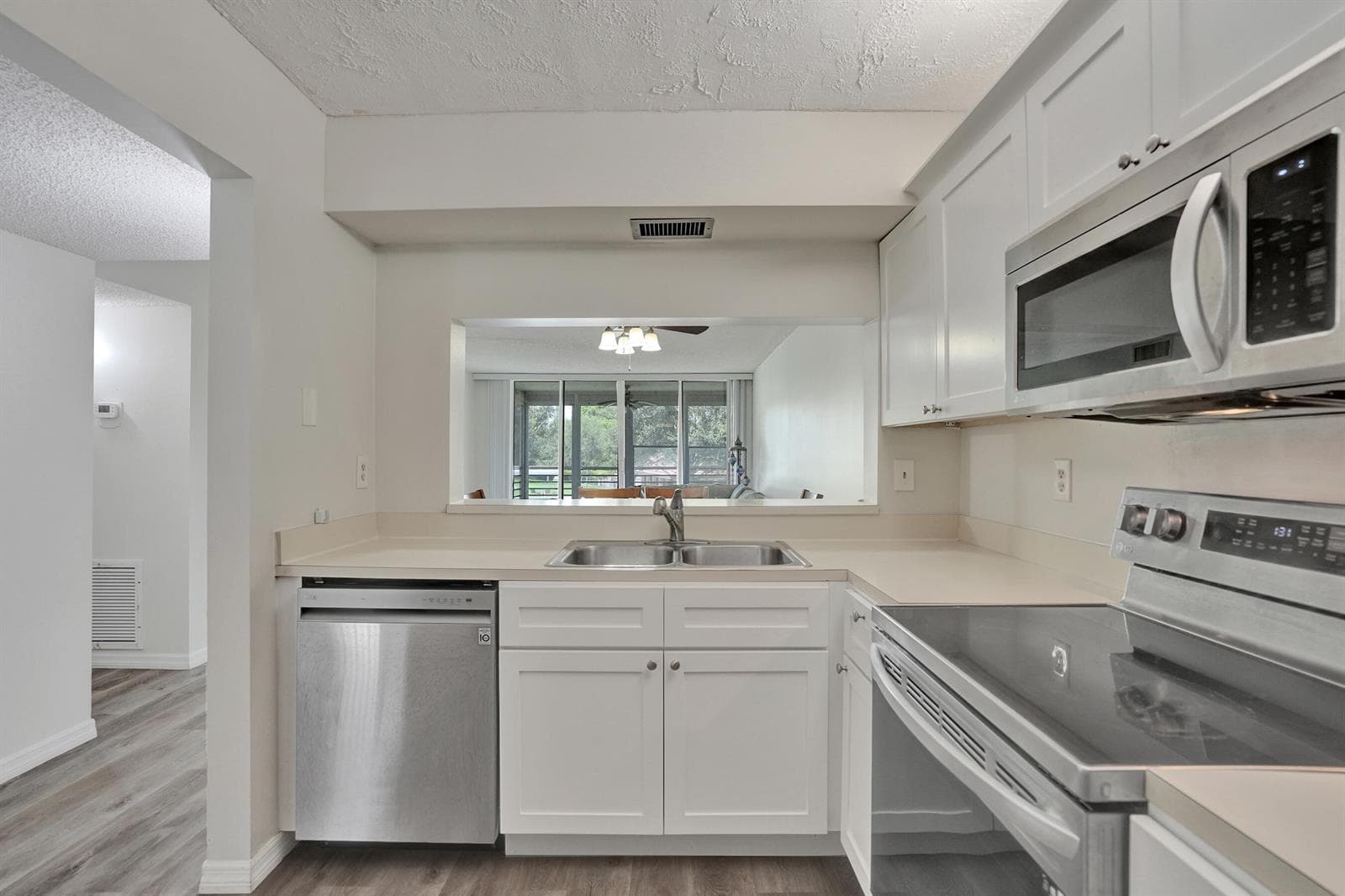 1920 SABAL PALM Drive # 203, Davie, FL 33324 — zdjęcie 5