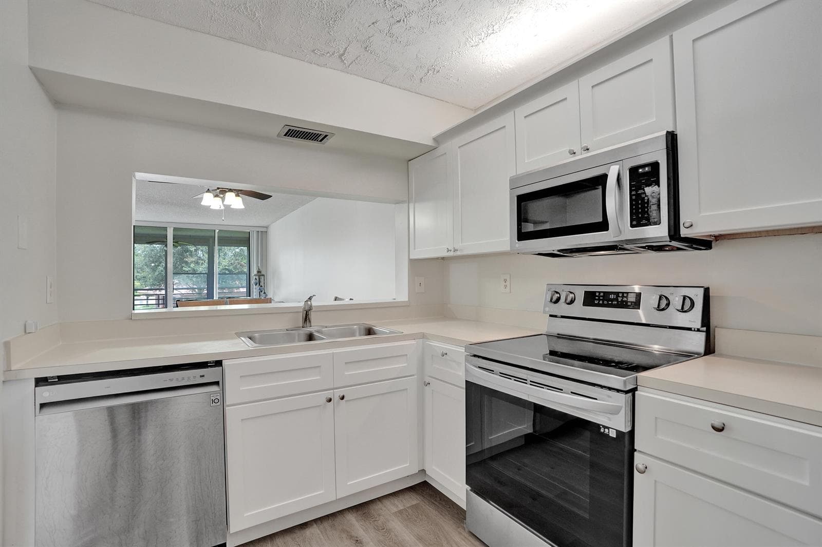 1920 SABAL PALM Drive # 203, Davie, FL 33324 — zdjęcie 4