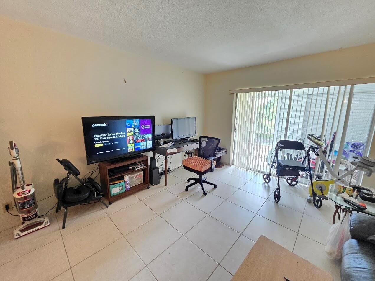 700 LAYNE Boulevard # 318B, Hallandale Beach, FL 33009 — zdjęcie 4