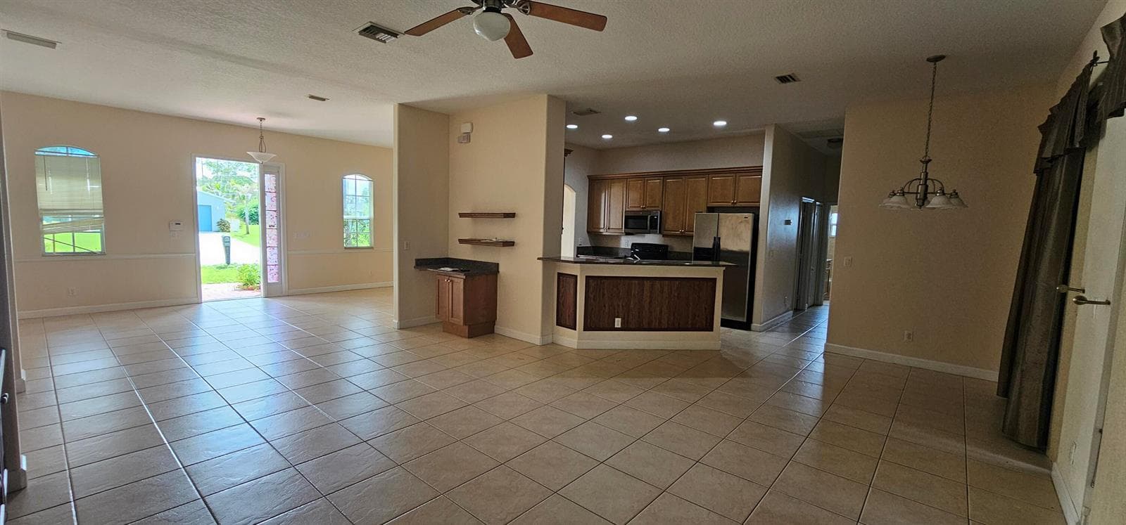 2024 SW DRIFTWOOD Street, Port St. Lucie, FL 34953 — zdjęcie 4