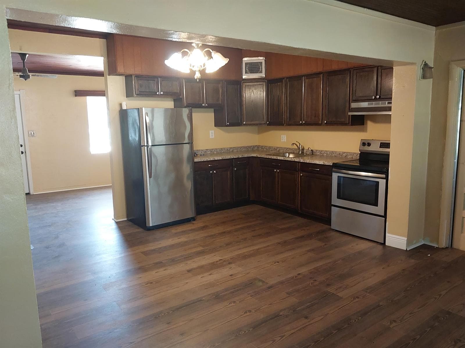201 OSCEOLA Avenue, Fort Pierce, FL 34982 — zdjęcie 2