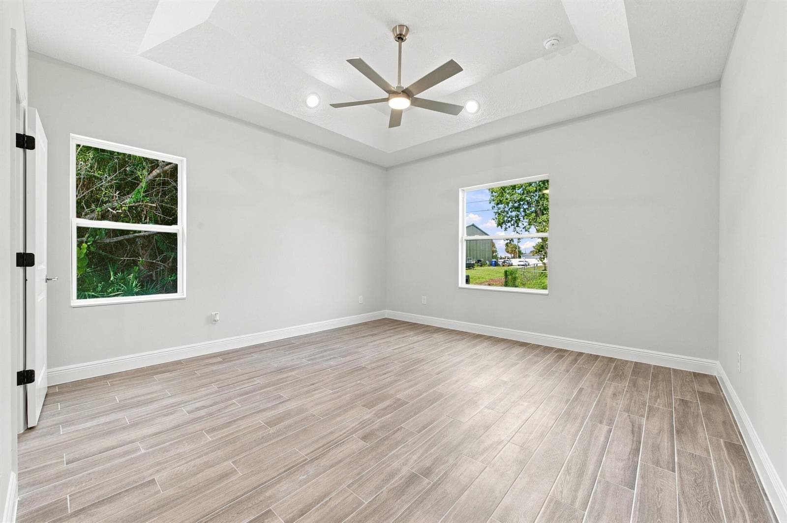 8435 96TH Avenue, Vero Beach, FL 32967 — zdjęcie 3